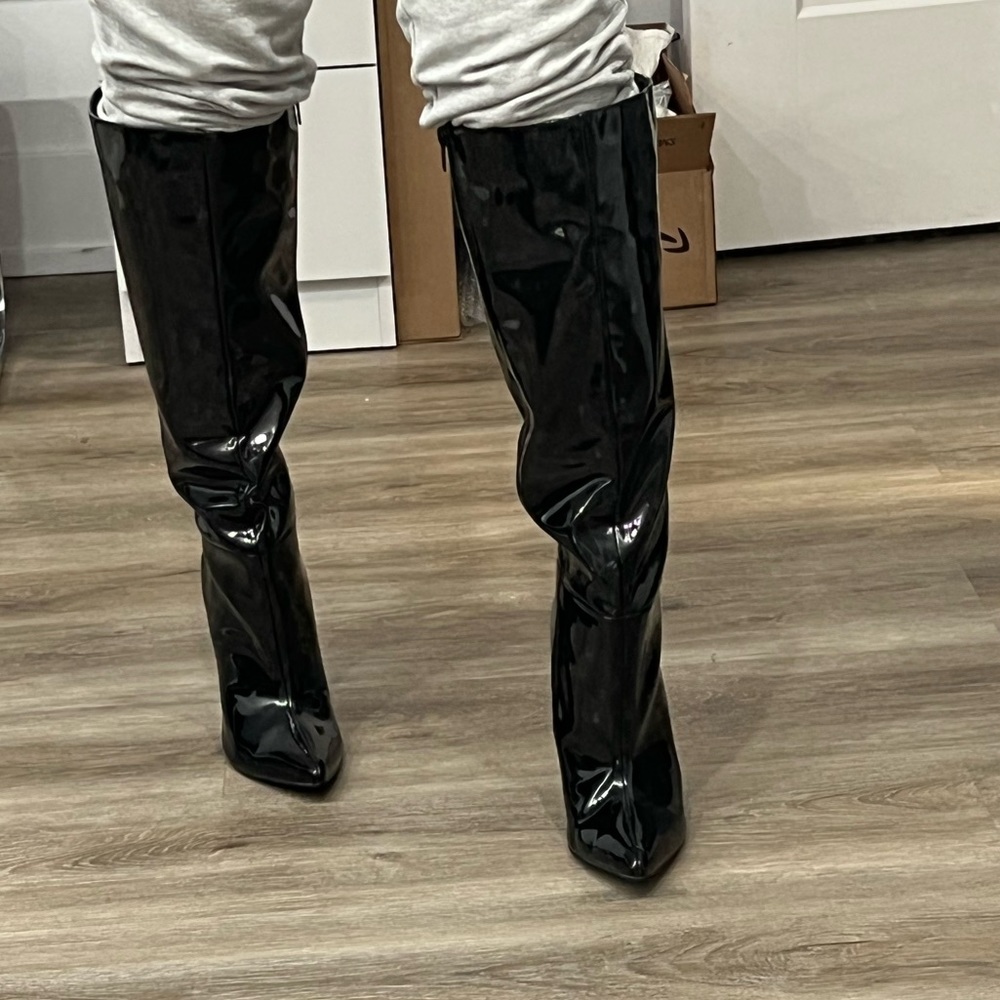 SEXY PATENT LEATHER BOOT HEELS